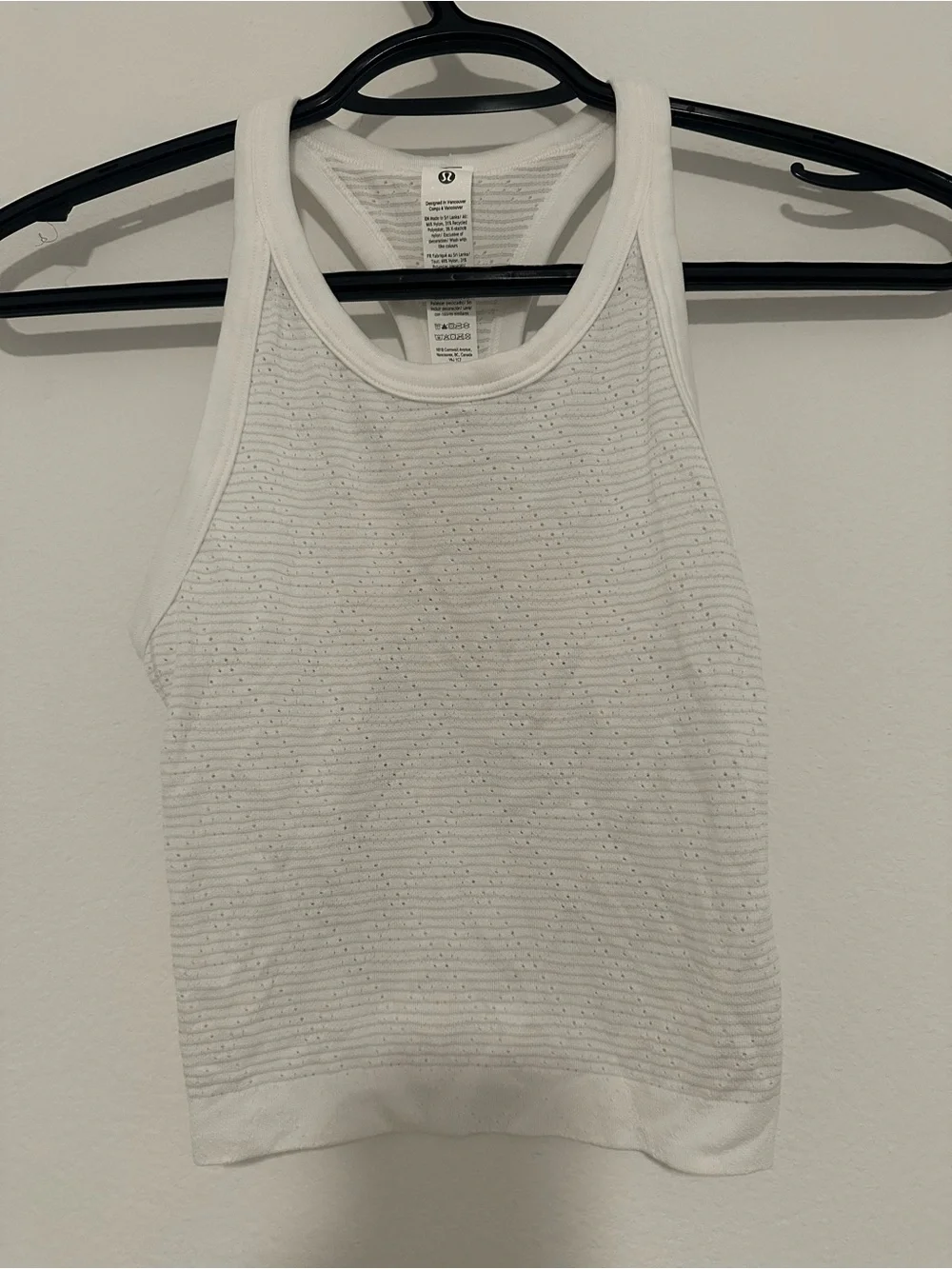 lululemon Swiftly Tech Cropped Round-Neck Tank 2.0 DXWT 2 - Picture 4 of 5